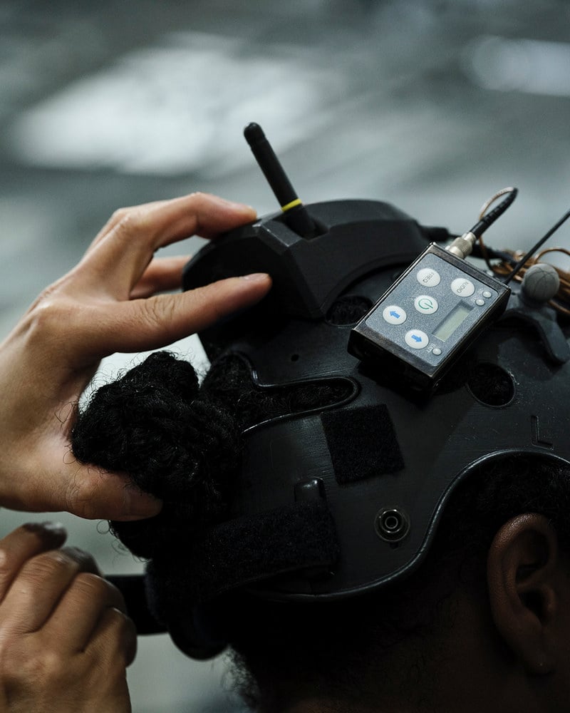 RIMOWA TÔN VINH HUYỀN THOẠI NGÀNH GAME HIDEO KOJIMA TRONG PHIM NGẮN MỚI NHẤT 11