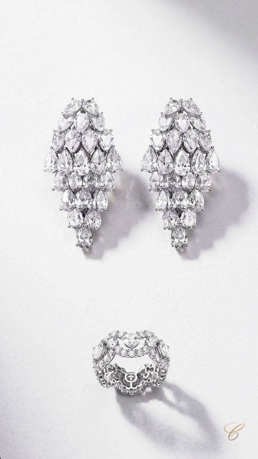 CHOPARD “CHIẾM SÓNG” THẢM ĐỎ ACADEMY MUSEUM GALA 4 CHOPARD “CHIẾM SÓNG” THẢM ĐỎ ACADEMY MUSEUM GALA 3