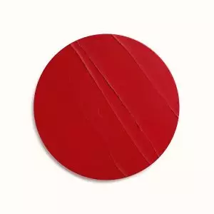 rouge-hermes-matte-lipstick-rouge-bleu--60001MV068-worn-11-0-0-1700-1700-q99_b