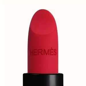 rouge-hermes-matte-lipstick-rouge-bleu--60001MV068-worn-3-0-0-1700-1700-q99_b