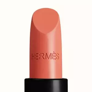 rouge-hermes-satin-lipstick-beige-tadelakt--60001SV016-worn-3-0-0-1700-1700-q99_b