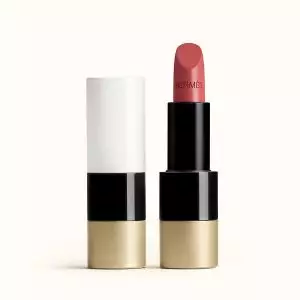 rouge-hermes-satin-lipstick-rose-epice--60001SV021-worn-1-0-0-1100-1100_b