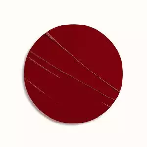rouge-hermes-satin-lipstick-rouge-h--60001SV085-worn-10-0-0-1700-1700-q99_b