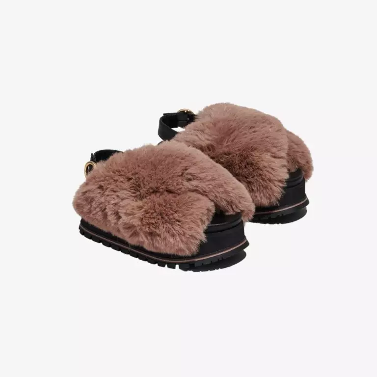 Gợi ý đón năm Mão 2023 từ Marc Jacobs 9 THE YEAR OF RABBIT PLATFORM SANDAL