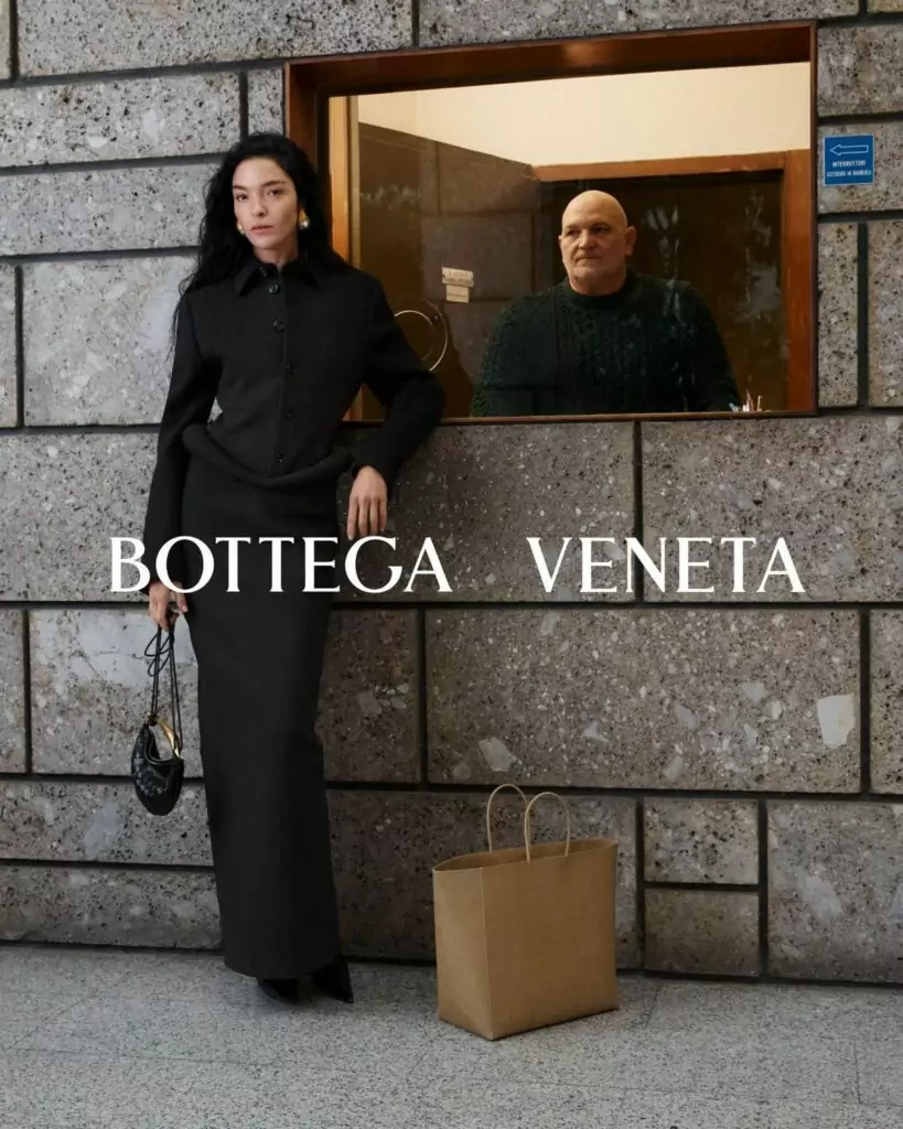 Bottega Veneta Mùa Đông 2023: Trong giản dị có cầu kỳ, trong kín đáo có phô trương 17